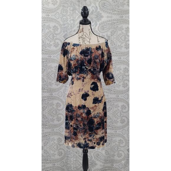 About Italian silk & velvet Empire waist on/off shoulder dress Sz 42 old money - Picture 2 of 12